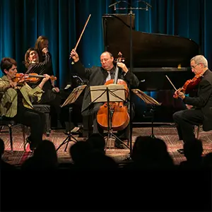 Schumann & Tchaikovsky Delights