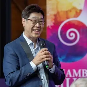 Musical Conversation: Soovin Kim’s Journey with Solo Bach
